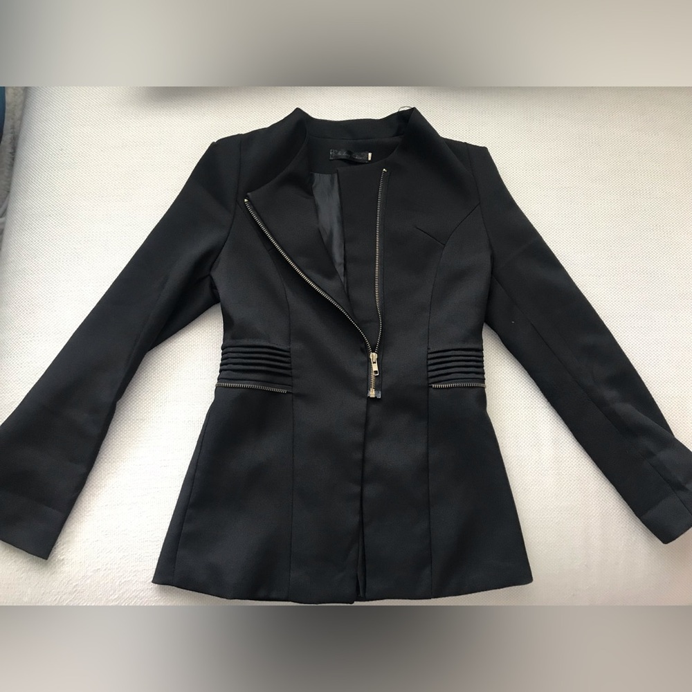 Black Women's Jacket/Blazer